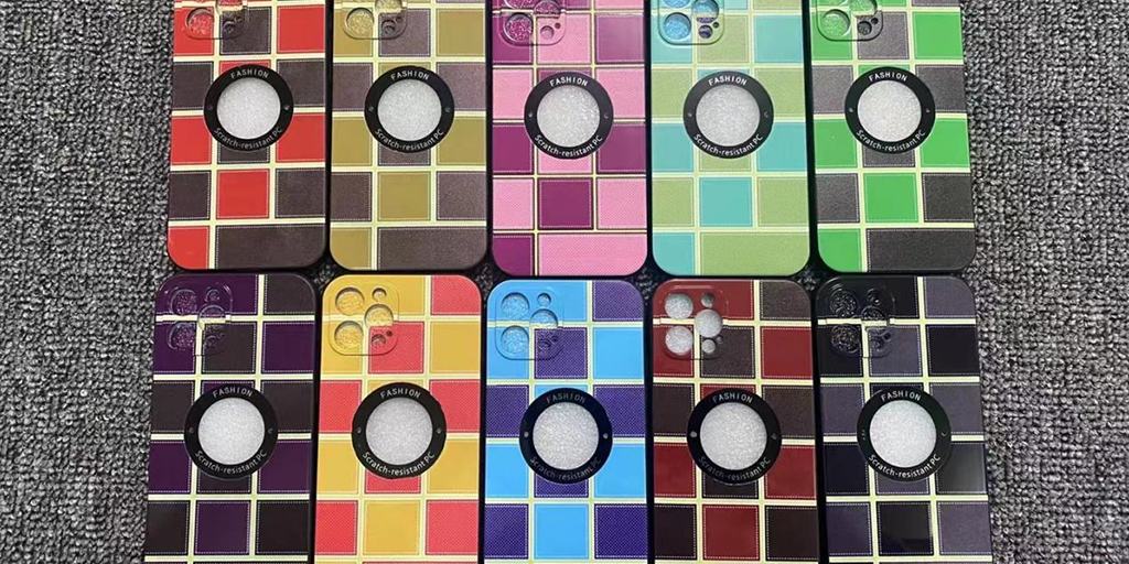 Keuntungan Dan Kerugian Dari Berbagai Bahan Casing Ponsel